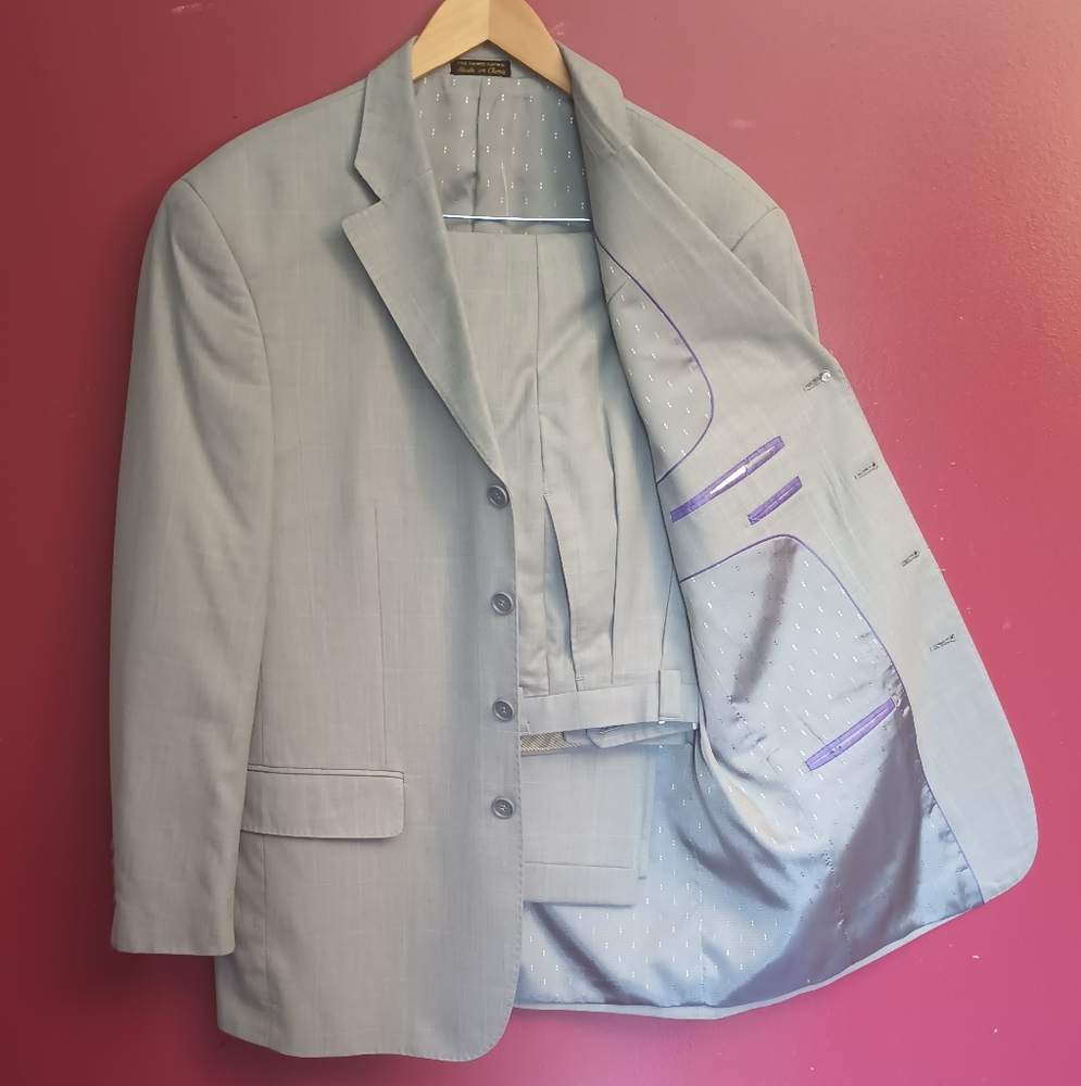 Vicci Uomo Suite.